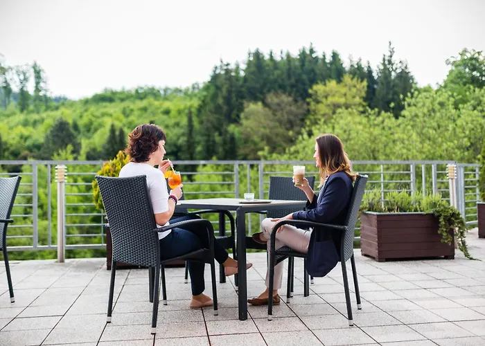 & Wellness Antoaneta Otel Lazne Luhacovice